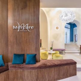 Mercure Napoli Centro Angioino，位于那不勒斯的酒店