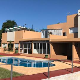Hotel del Rio - La Cruz Corrientes，位于La Cruz的酒店
