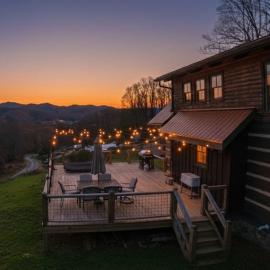 Moss Creek Cabin，位于西尔瓦的酒店