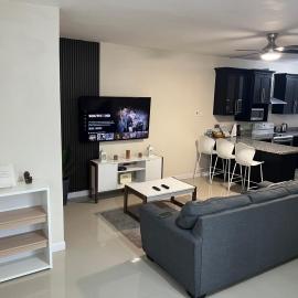 Chambers resident suite，位于曼德维尔的酒店