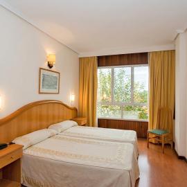 Hotel Herbiña 3000，位于坎巴多斯的酒店