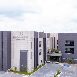 Grande Candor Exclusive Hotel，位于Warri Airport的酒店