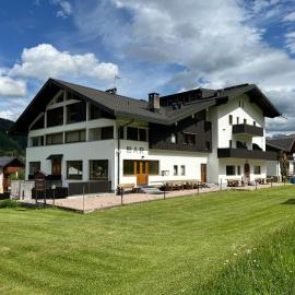 Hotel D'La Varda,位于帕多拉的酒店