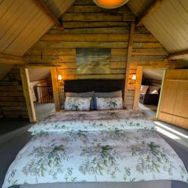 Cabin Magic Senja 2, Home away from home，位于Botnhamn的酒店