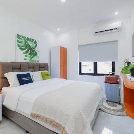 Urbanview Hotel Amira Syariah Bogor，位于Pamoyanan的酒店