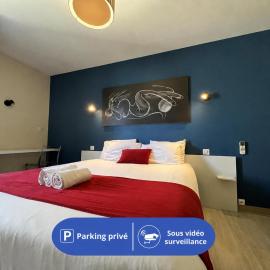 Brit Hotel du Parc Niort Centre-Parking gratuit，位于尼奥尔的酒店