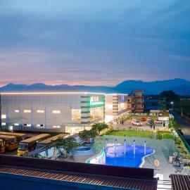 Chitwan Grand Regency，位于巴拉特布尔的酒店
