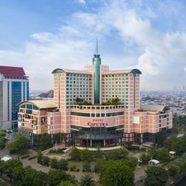 Hotel Ciputra Jakarta，位于雅加达的酒店