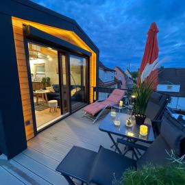 Tiny House mit Panorama Blick，位于Gemmrigheim的酒店