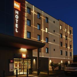 Ibis Montlhery Paris Sud，位于蒙雷里的酒店