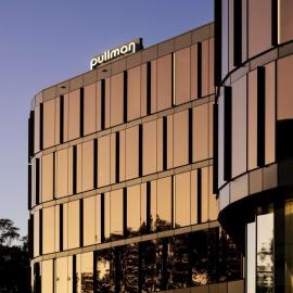 Pullman Sydney Penrith,位于彭里斯的酒店