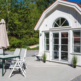 Emma's Villa & Stugor，位于斯特伦斯塔德的酒店