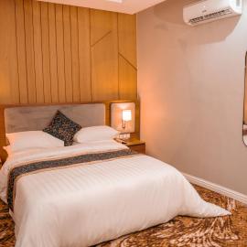 Swisse International Rancho Valeria Hotel & Suites，位于瓦里的酒店