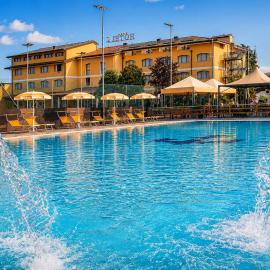 Ancora Sport Resort Hotel，位于缪罗的酒店