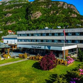 Bremanger Fjord Hotell,位于Svelgen的酒店