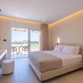 Fragos Garden Studios，位于基利尼的酒店