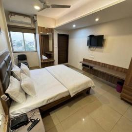 Hotel The Victoria Inn，位于瓜廖尔的酒店
