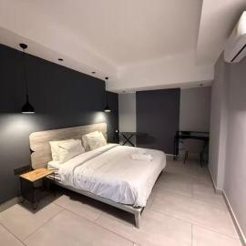 QUATTRO-Sky Suites