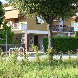 Residence Casa Berti，位于斯佩洛的酒店