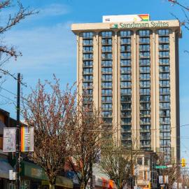 Sandman Suites Vancouver on Davie，位于温哥华的酒店