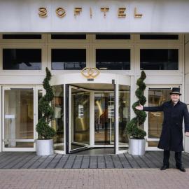 Sofitel London Gatwick，位于霍利的酒店