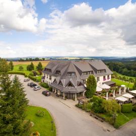 Hotel Waldesruh,位于Lengefeld的酒店