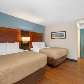 Quality Inn & Suites at Coos Bay,位于北本德的酒店
