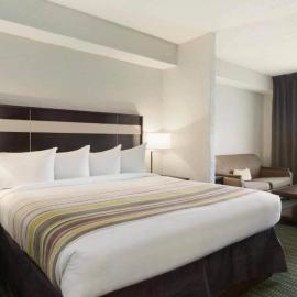 Hotel Flamingo Inn & Suites Vero Beach I-95,位于维洛海滩的酒店