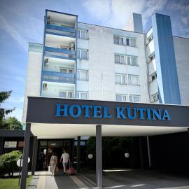 Hotel Kutina，位于库蒂纳的酒店