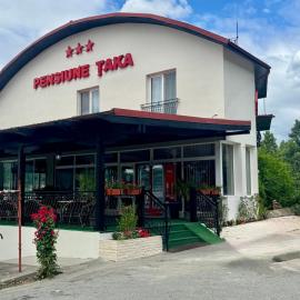 Pensiunea Taka，位于奥尔绍瓦的酒店