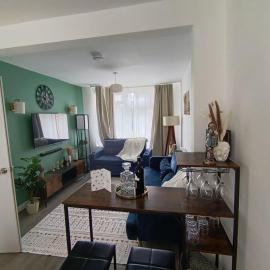 Stylish 3BR Home Near NEC & Airport, Sleeps 6，位于Sheldon的酒店