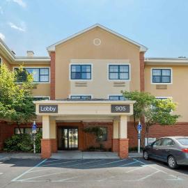 Extended Stay America Suites - Long Island - Bethpage，位于Bethpage的酒店