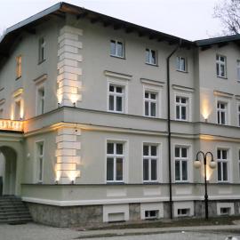 Willa Mała Pieniawa,位于波兰尼卡-兹德鲁伊的酒店