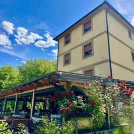 Zvjezdana dolina Garni hotel，位于Andrijevica的酒店
