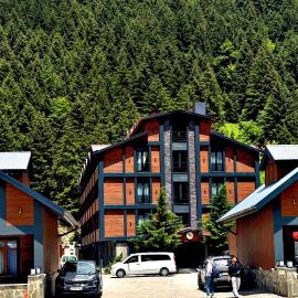 Sezgin Hotel，位于乌宗的酒店