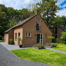 Vakantiewoning Maas en Waal，位于Ewijk的酒店