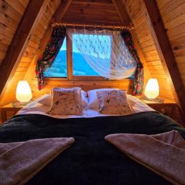 Poziomka - Prywatny Domek z Jacuzzi - Góry, Las i Cisza na wyłączność，位于Pcim的酒店