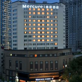 Mercure Chengdu Jinniu Wanda Plaza，位于成都的酒店