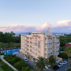 Sunset Hotel，位于科孚镇的酒店
