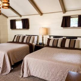 Room 14-2 Queen SuiteWoodland Motor Lodge，位于格雷灵的酒店