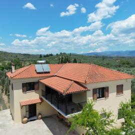 Mystras Balcony View，位于米斯特拉斯的酒店