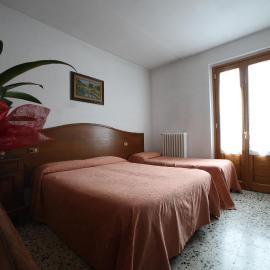 Albergo Ristorante il Poggiolo，位于圣马尔切洛皮斯托耶塞的酒店