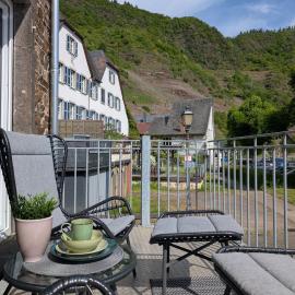 Charme & Moselblick im Alten Winzerhaus am Calmont，位于布雷姆的酒店