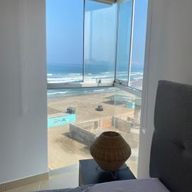 Depa de playa relax y confort a pasos del mar，位于卢林的酒店