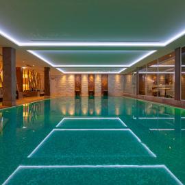 Sackmann Design Genuss & SPA Resort,位于拜尔斯布龙的酒店