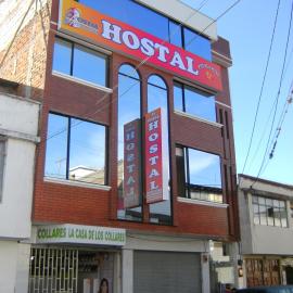 Hostal Fevilamir，位于伊瓦拉的酒店