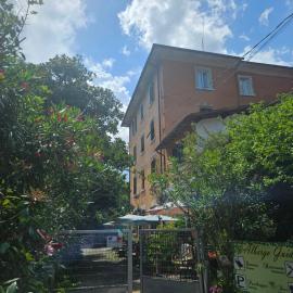 Albergo Ristorante Guidi,位于皮斯托亚的酒店