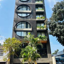 Iconik Hotel，位于麦德林的酒店