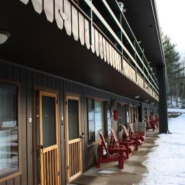 Ledge Rock at Whiteface，位于威尔明顿的酒店