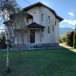 Villa Emina，位于Košelji的酒店